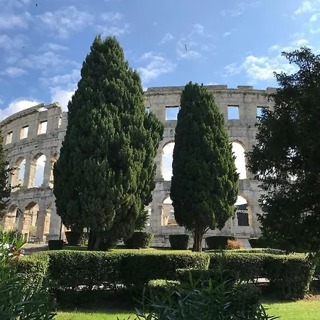 Mon Pula